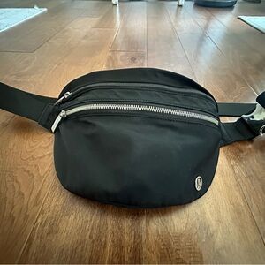 Lululemon City Adventure Belt Bag Large Black